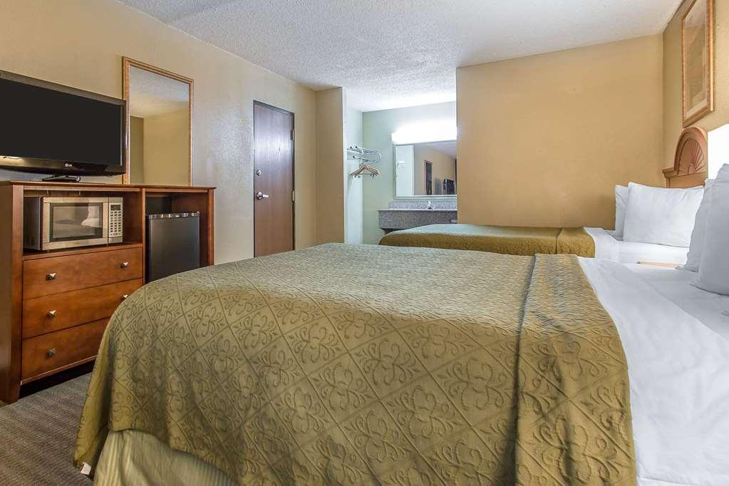Rodeway Inn ロートン 部屋 写真