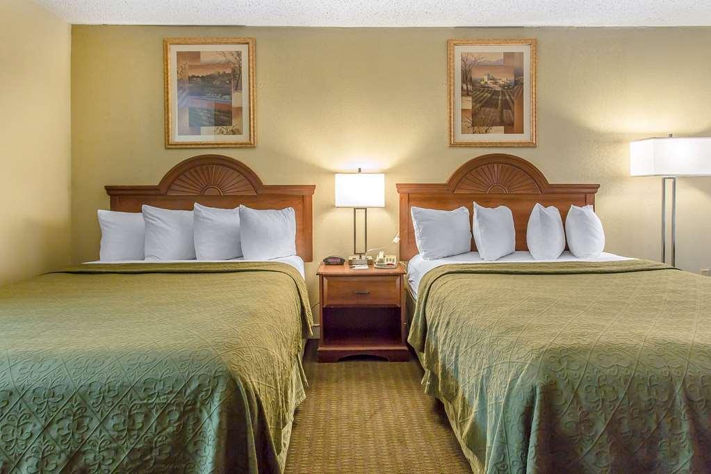 Rodeway Inn ロートン 部屋 写真