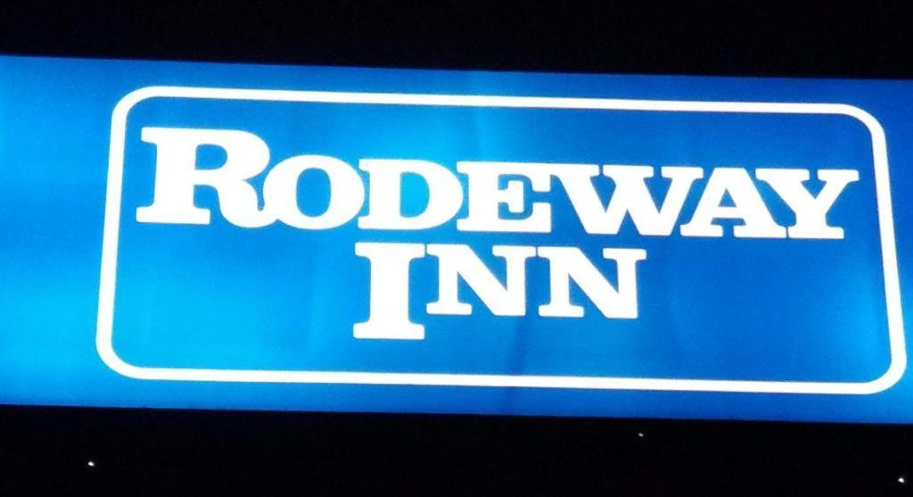 Rodeway Inn ロートン エクステリア 写真